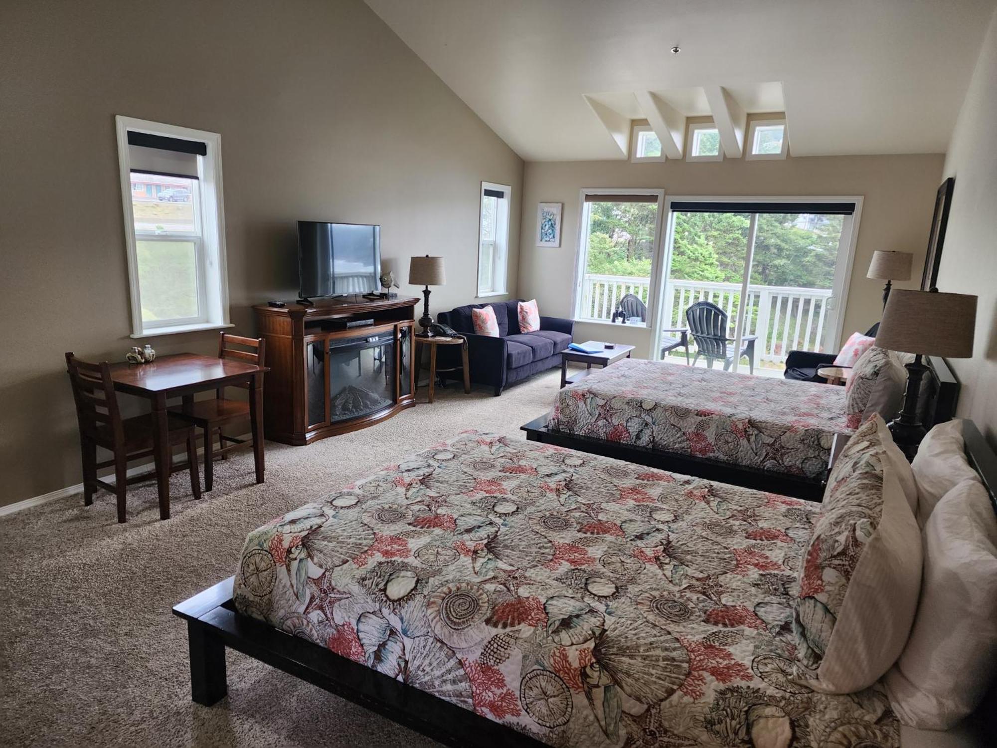 Inn At Arch Rock Depoe Bay
