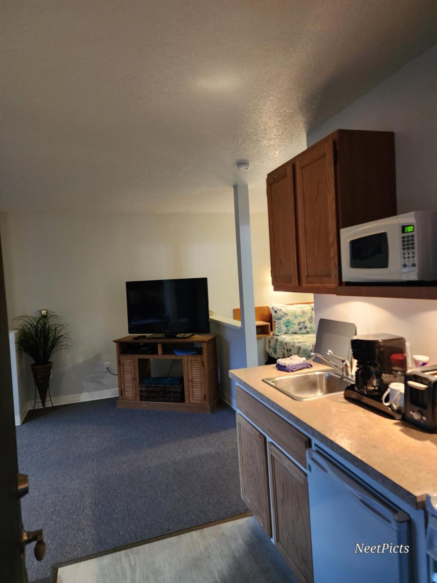 Inn At Arch Rock