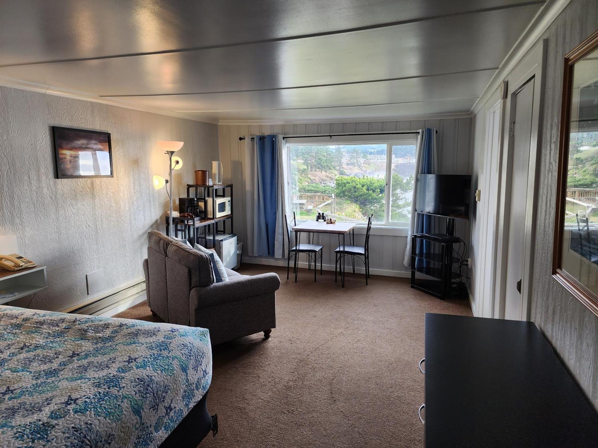 At Arch Rock Inn Depoe Bay