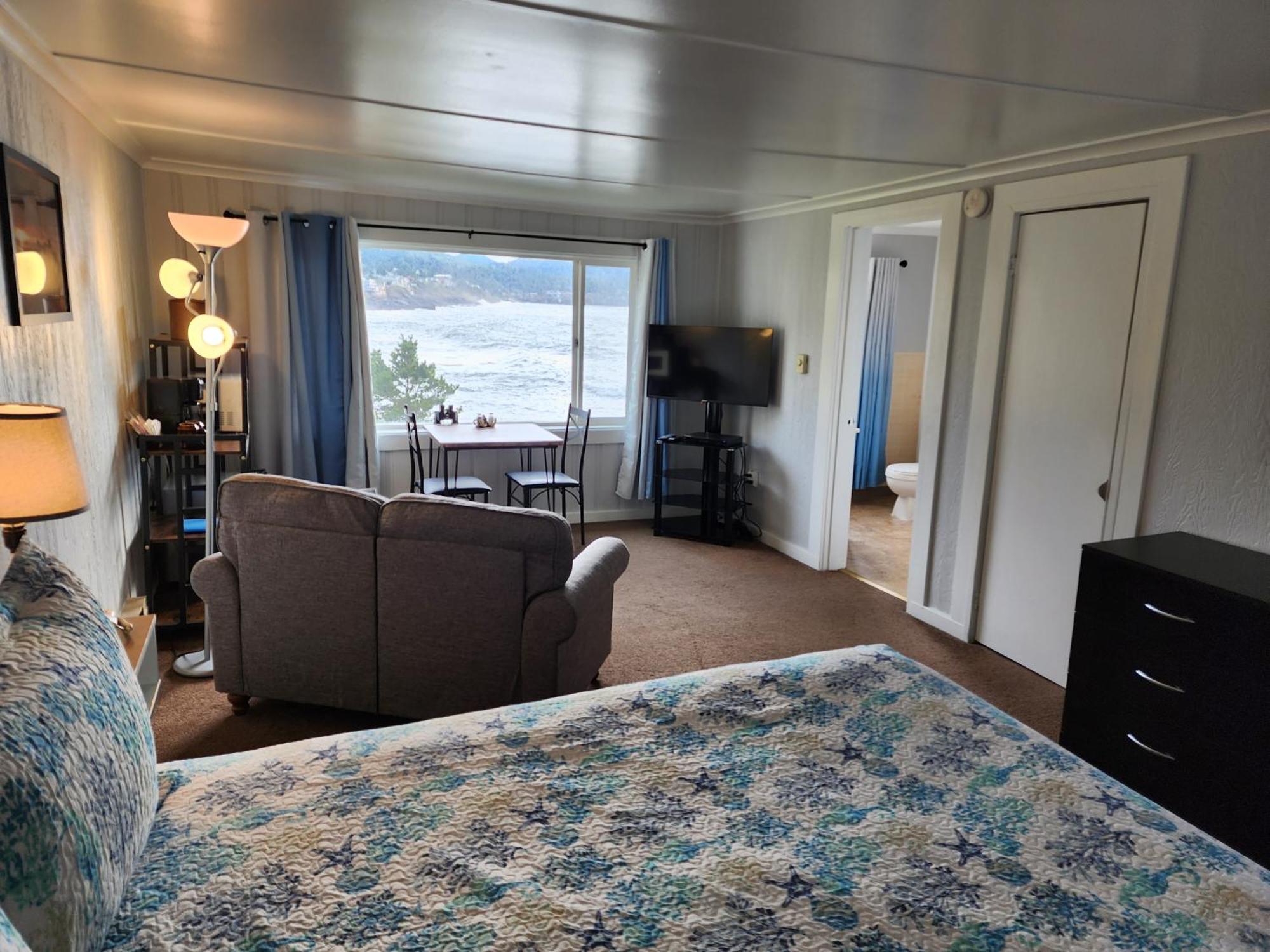 At Arch Rock Inn Depoe Bay